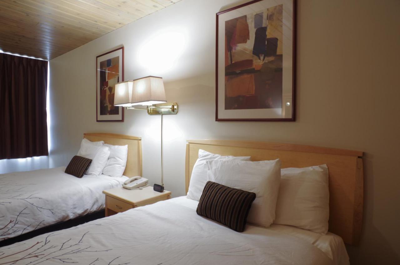 Canadas Best Value Inn And Suites Fernie Exterior photo